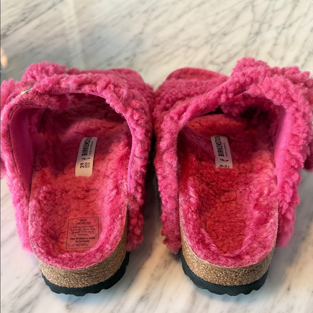 Birkenstock Women’s Pink Fuzzy Arizona Sandals - Picture 6 of 7